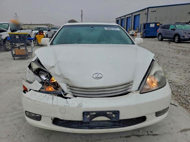 Photo 5 from auction – 2002 LEXUS ES 300 with VIN JTHBF30G120033208