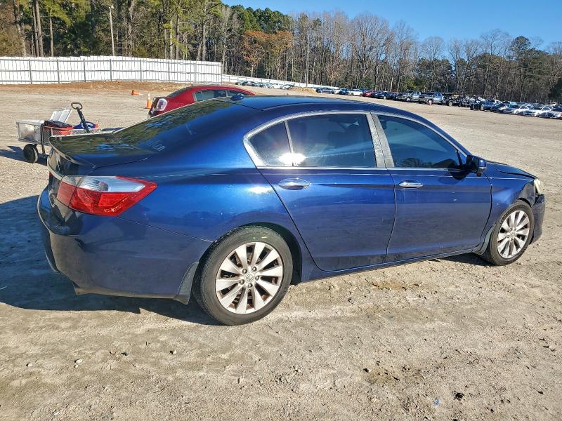 Photo 3 from auction – 2013 HONDA ACCORD EXL with VIN 1HGCR2F89DA257994