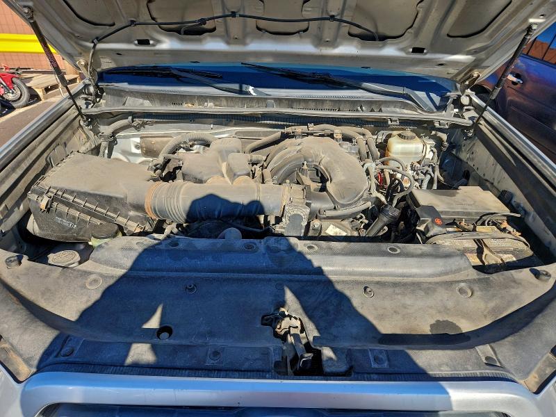 Photo 12 from auction – 2012 TOYOTA 4RUNNER SR with VIN JTEBU5JR9C5081476