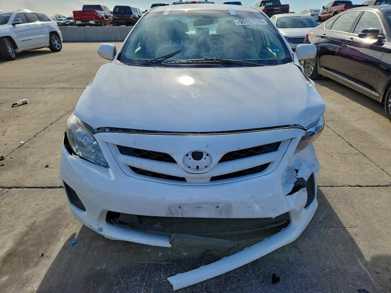 Photo 5 from auction – 2013 TOYOTA COROLLA BA with VIN 2T1BU4EE8DC018461