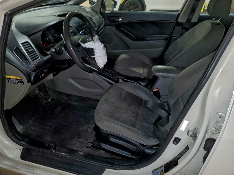 Photo 7 from auction – 2015 KIA FORTE LX with VIN KNAFK4A60F5292207