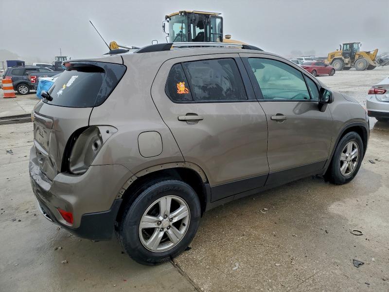 Photo 3 from auction – 2021 CHEVROLET TRAX with VIN KL7CJLSM3MB363959