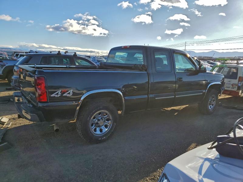 Photo 3 from auction – 2005 CHEVROLET SILVERADO with VIN 1GCEK19B05E150582