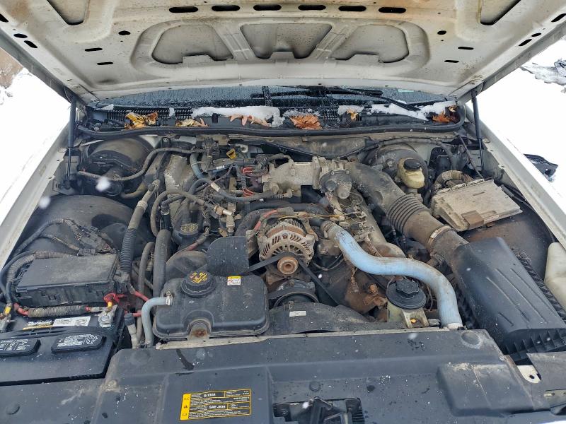 Photo 11 from auction – 2011 FORD CROWN VICT with VIN 2FABP7BVXBX106987