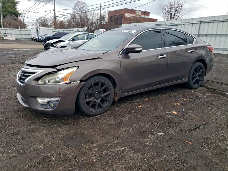 NISSAN ALTIMA 3.5 2013 with VIN 1N4BL3AP2DC140915 - Photo from auction