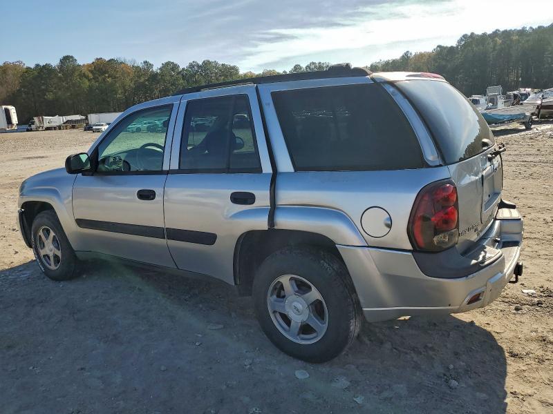 Photo 2 from auction – 2005 CHEVROLET TRAILBLAZE with VIN 1GNDS13S752292375