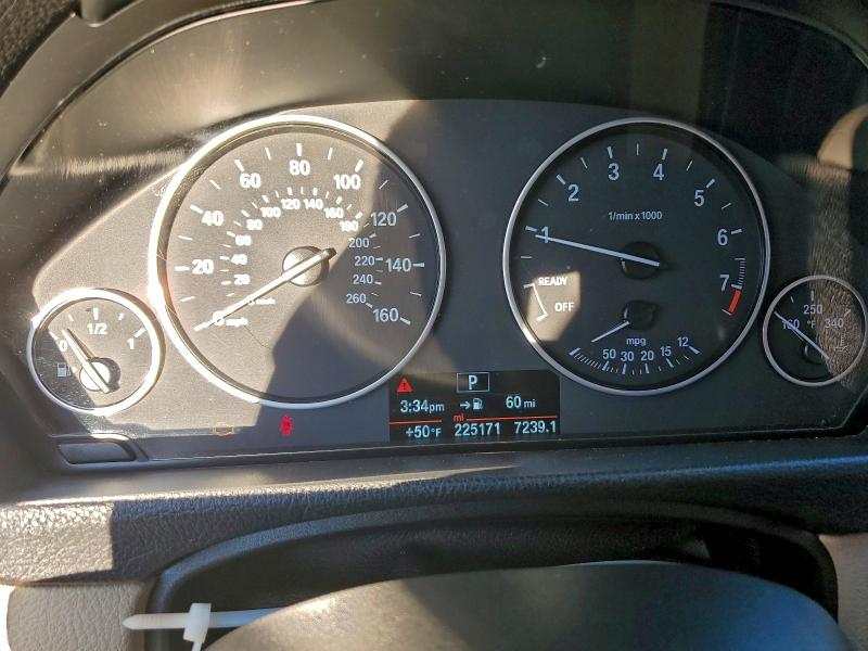 Photo 9 from auction – 2016 BMW 320 with VIN WBA8A9C57GK617628