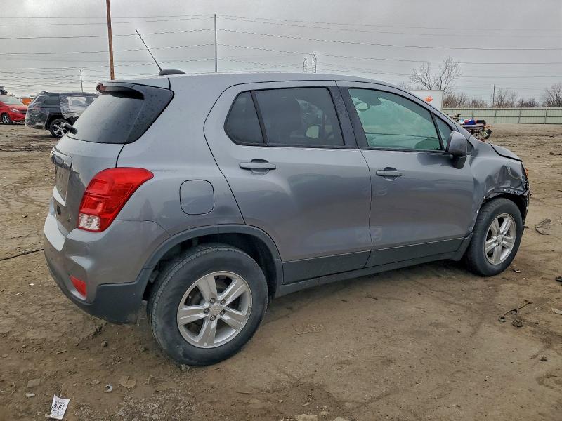 Photo 3 from auction – 2020 CHEVROLET TRAX LS with VIN 3GNCJKSB9LL181604