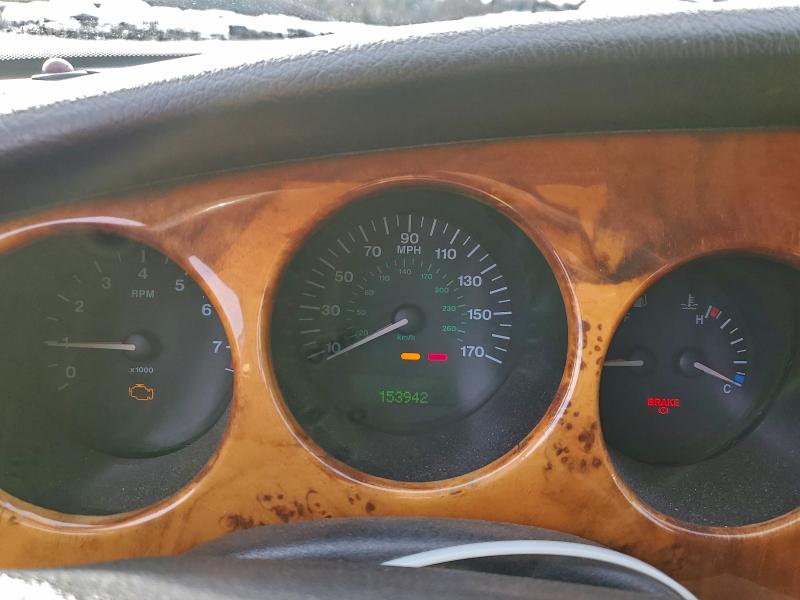 Фото 9 с аукциона – 2000 JAGUAR XK8 с VIN SAJJA42C0YNA00843