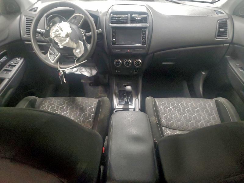Photo 8 from auction – 2024 MITSUBISHI OUTLANDER with VIN JA4ARUAU2RU007258