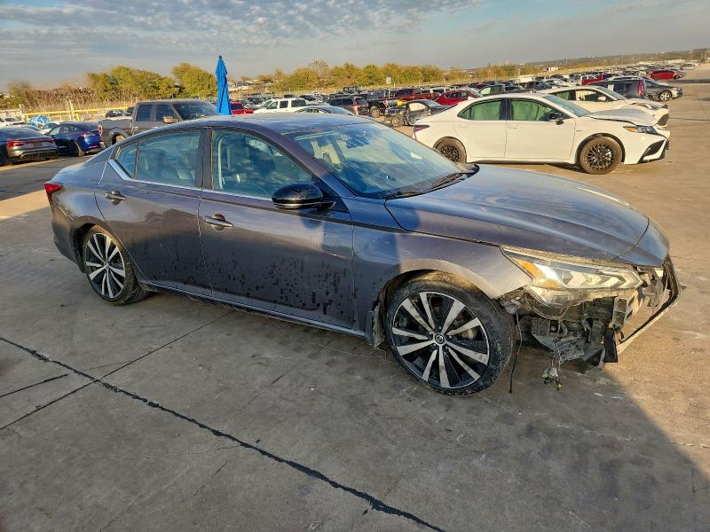 Photo 4 from auction – 2019 NISSAN ALTIMA SR with VIN 1N4BL4CV3KN314817