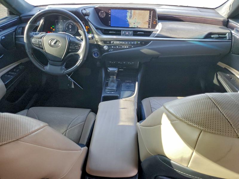Photo 8 from auction – 2021 LEXUS ES 300H LU with VIN 58AEA1C11MU007278