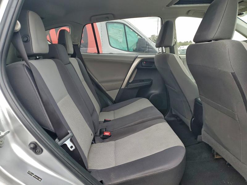 Photo 11 from auction – 2013 TOYOTA RAV4 XLE with VIN JTMRFREV2DD032929