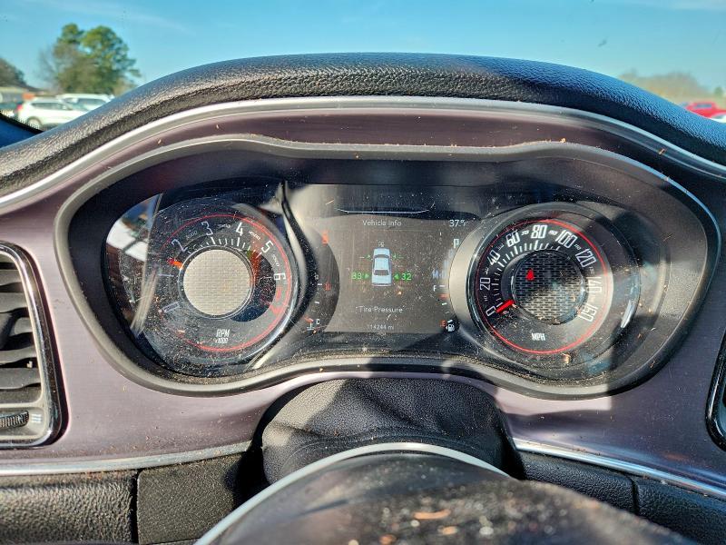 Photo 9 from auction – 2017 DODGE CHALLENGER with VIN 2C3CDZAG7HH640915