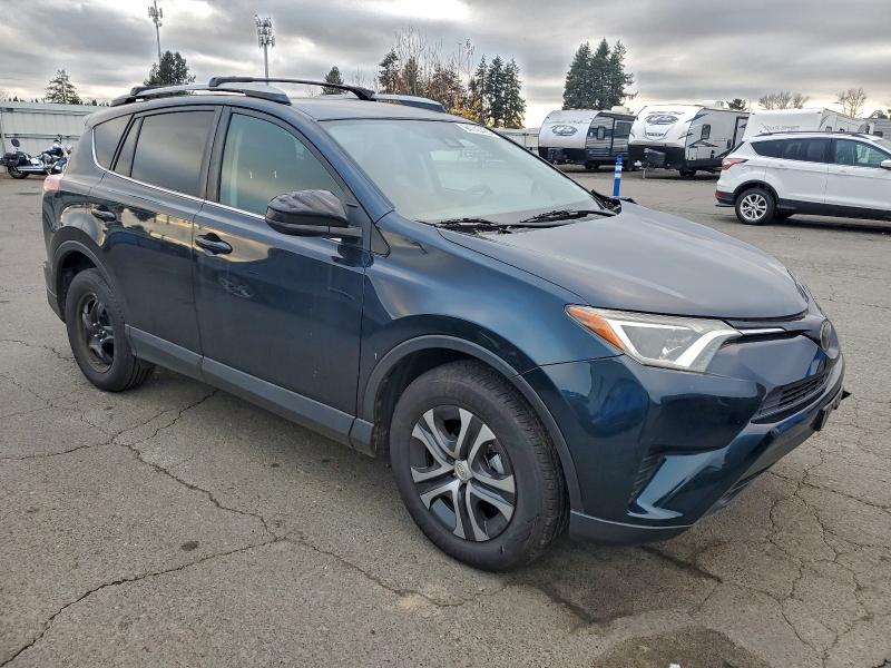 Photo 4 from auction – 2017 TOYOTA RAV4 LE with VIN 2T3BFREV7HW550917