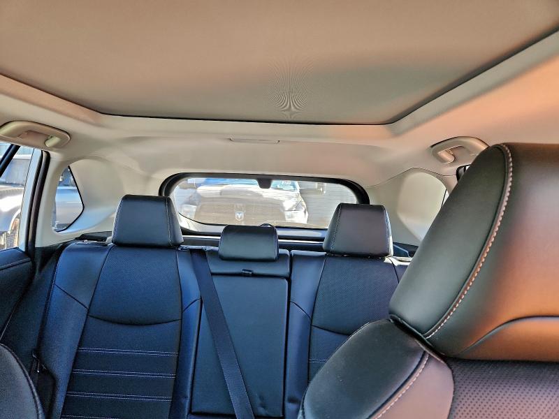 Photo 10 from auction – 2024 TOYOTA RAV4 LIMIT with VIN JTMD6RFV1RJ063929
