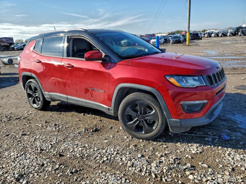 Photo 4 from auction – 2019 JEEP COMPASS LA with VIN 3C4NJCBB0KT636555