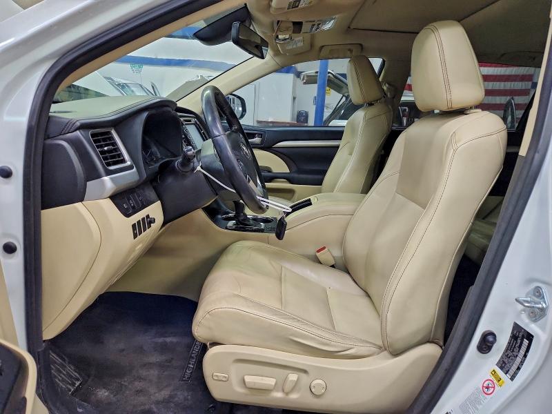 صورة رقم 7 من المزاد - 2017 TOYOTA HIGHLANDER مع VIN 5TDJZRFH7HS370723