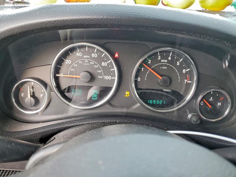 Photo 9 from auction – 2014 JEEP WRANGLER U with VIN 1C4BJWDG8EL233629