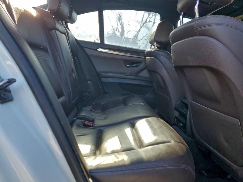 Photo 10 from auction – 2016 BMW 535 with VIN WBA5B1C51GG553610