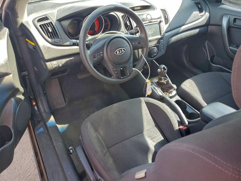 Zdjęcie 8 z aukcji – 2012 KIA FORTE EX z VIN KNAFU6A27C5587061
