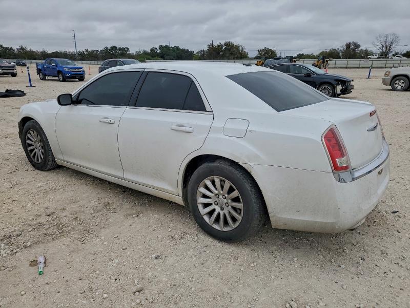 Photo 2 from auction – 2014 CHRYSLER 300 with VIN 2C3CCAAG2EH214291