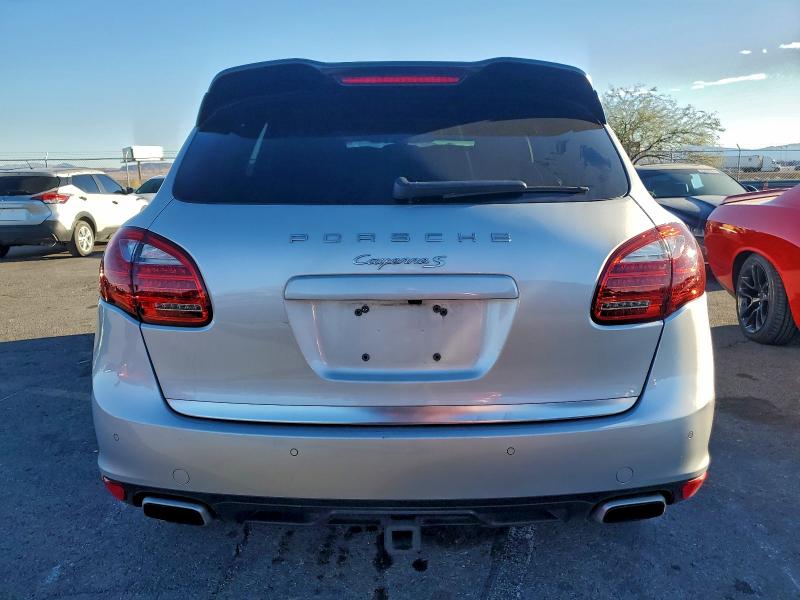 Photo 6 from auction – 2013 PORSCHE CAYENNE S with VIN WP1AB2A27DLA81396