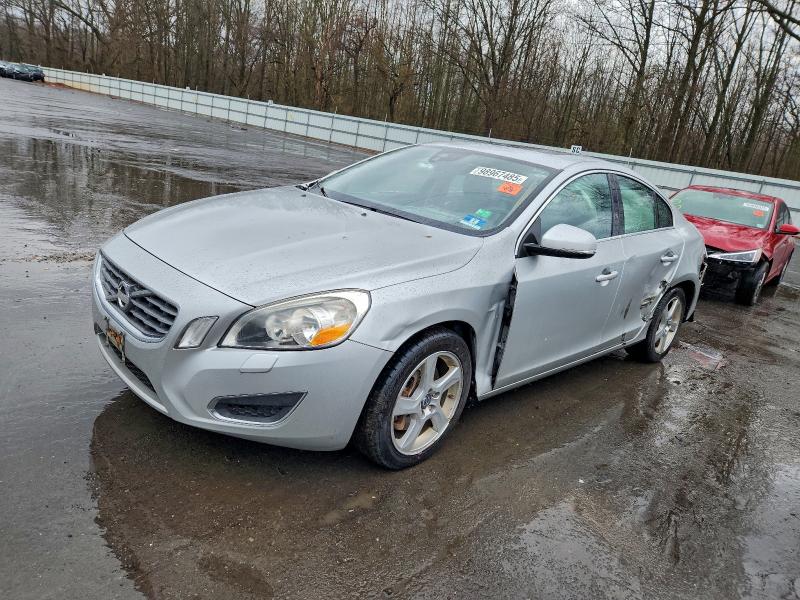 VOLVO S60 T5 2012 with VIN YV1622FS5C2135356 - Photo from auction