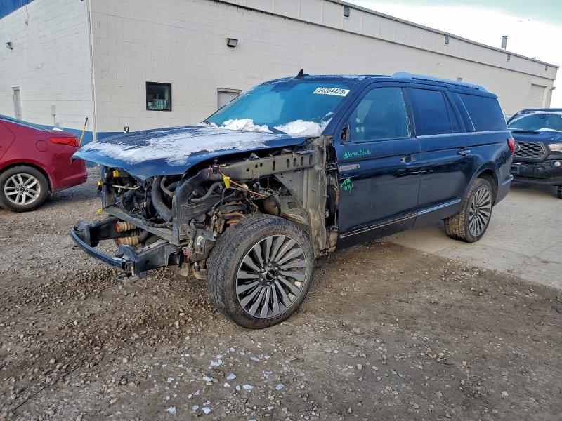 LINCOLN NAVIGATOR 2018 with VIN 5LMJJ3LT4JEL04390 - Photo from auction