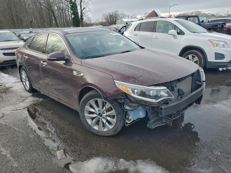 Photo 4 from auction – 2016 KIA OPTIMA with VIN 5XXGU4L35GG092408