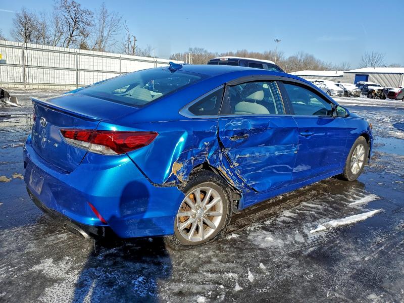 Photo 3 from auction – 2019 HYUNDAI SONATA SE with VIN 5NPE24AF7KH755839