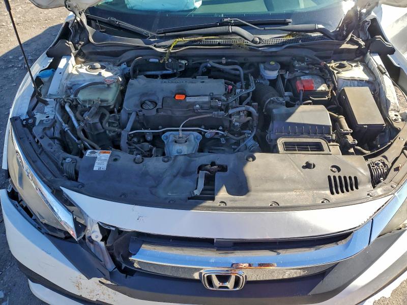 Photo 11 from auction – 2017 HONDA CIVIC LX with VIN 19XFC2F50HE024947
