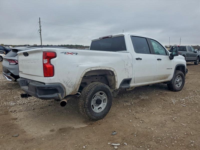 Photo 3 from auction – 2020 CHEVROLET SILVERADO with VIN 1GC4YLE7XLF148594