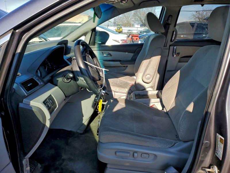 Photo 7 from auction – 2016 HONDA ODYSSEY EX with VIN 5FNRL5H46GB092052