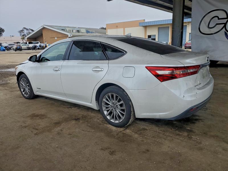 Photo 2 from auction – 2018 TOYOTA AVALON HYB with VIN 4T1BD1EB9JU062919