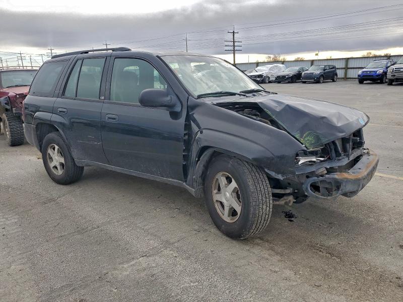 Photo 4 from auction – 2004 CHEVROLET TRAILBLAZE with VIN 1GNDT13S842294633