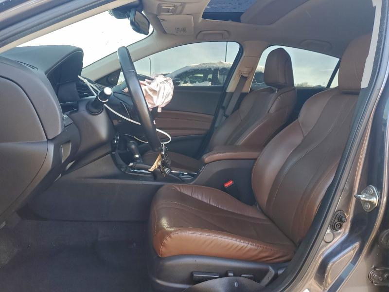Photo 7 from auction – 2019 ACURA ILX with VIN 19UDE2F70KA004535