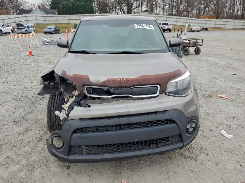 Photo 5 from auction – 2018 KIA SOUL with VIN KNDJN2A2XJ7523987