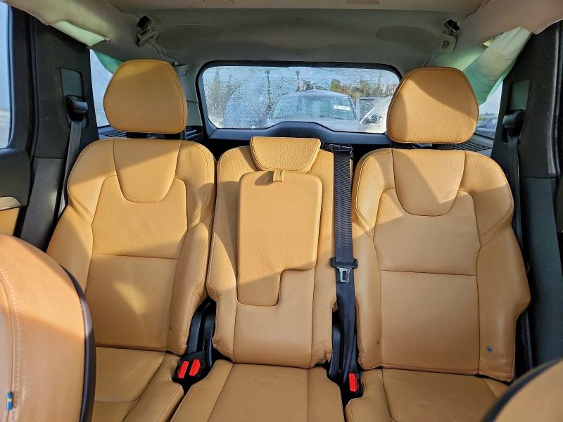 Photo 10 from auction – 2016 VOLVO XC90 T5 with VIN YV4102XK9G1065681