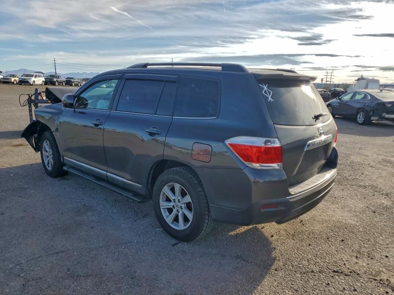 Photo 2 from auction – 2013 TOYOTA HIGHLANDER with VIN 5TDZK3EH3DS122274