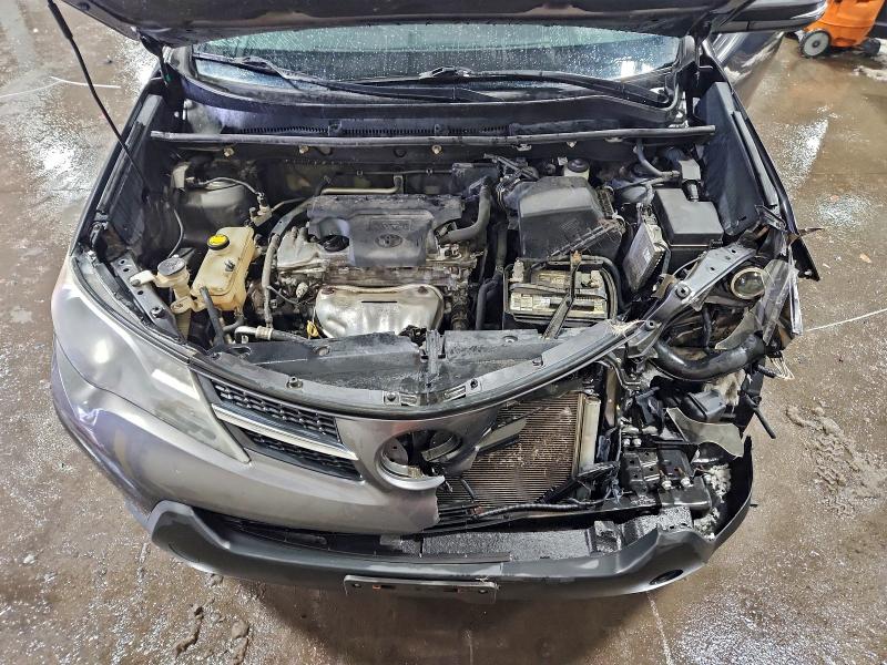 Photo 12 from auction – 2015 TOYOTA RAV4 LIMIT with VIN 2T3DFREV5FW269074
