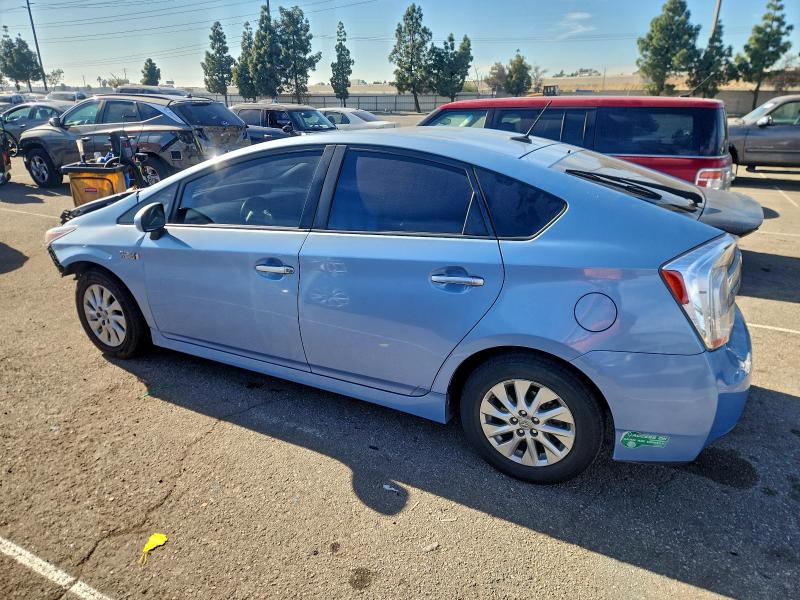 Photo 2 from auction – 2014 TOYOTA PRIUS PLUG with VIN JTDKN3DPXE3052048