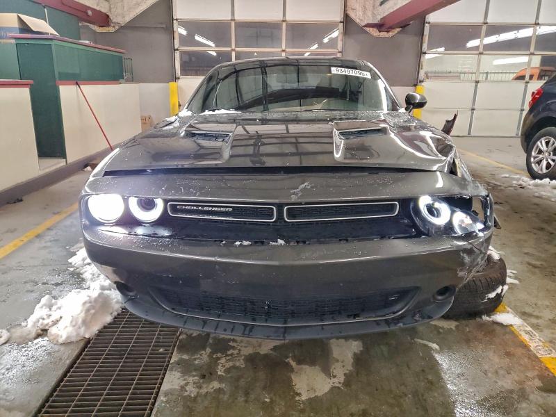 Photo 5 from auction – 2020 DODGE CHALLENGER with VIN 2C3CDZAG3LH206077