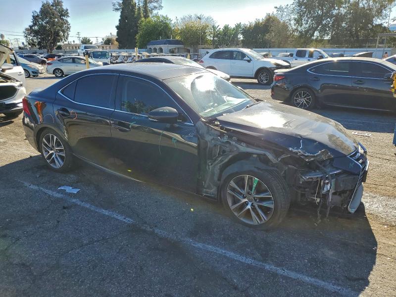 Photo 4 from auction – 2019 LEXUS IS 300 with VIN JTHBA1D25K5092847