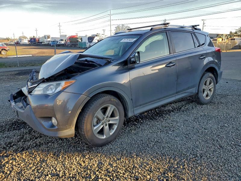 TOYOTA RAV4 XLE 2015 with VIN JTMRFREV5FD104516 - Photo from auction