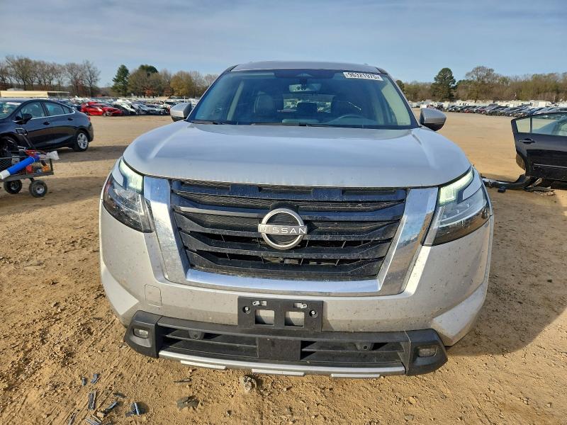 Photo 5 from auction – 2023 NISSAN PATHFINDER with VIN 5N1DR3CAXPC220442