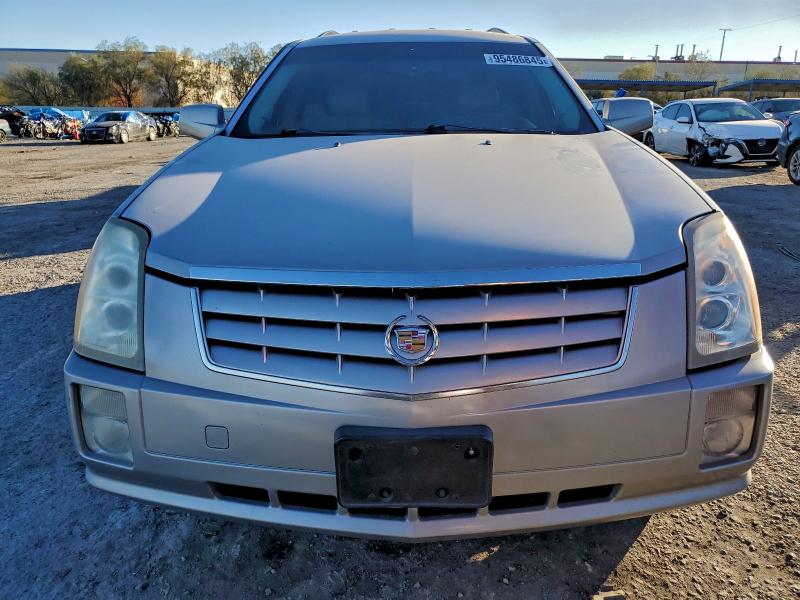 Photo 5 from auction – 2006 CADILLAC SRX with VIN 1GYEE637660196810