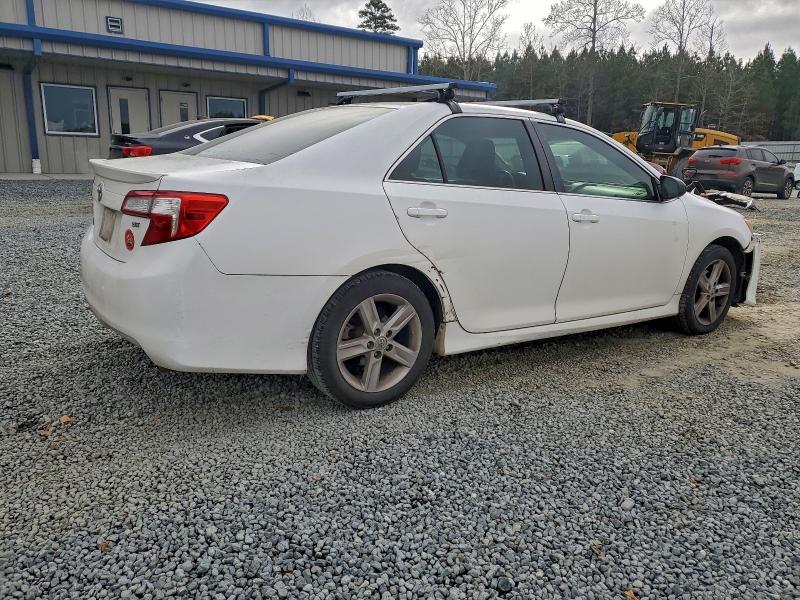 Photo 3 from auction – 2013 TOYOTA CAMRY L with VIN 4T1BF1FK6DU644876