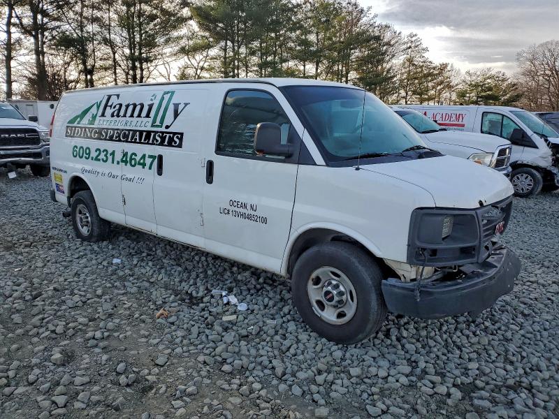 Photo 4 from auction – 2013 GMC SAVANA G35 with VIN 1GTZ7UCG9D1183174