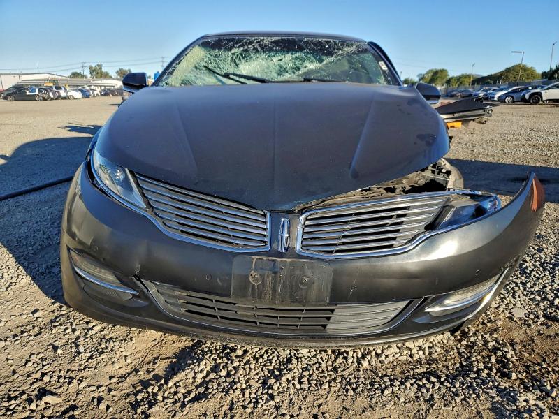 Photo 5 from auction – 2014 LINCOLN MKZ HYBRID with VIN 3LN6L2LU2ER822801